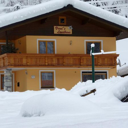 Vronis Landhaus Apartments Hüttau Extérieur photo